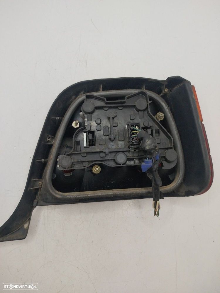 Farolim Stop Esq Bmw 3 Touring (E36) - 4