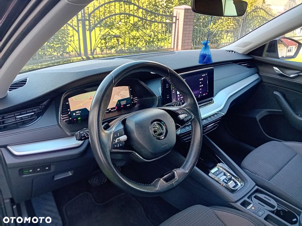 Skoda Octavia 2.0 TDI DSG Base - 20