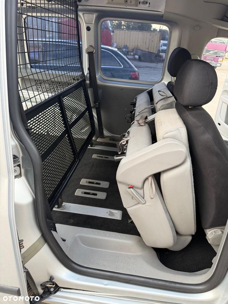 Volkswagen Caddy Life Mixt - 18