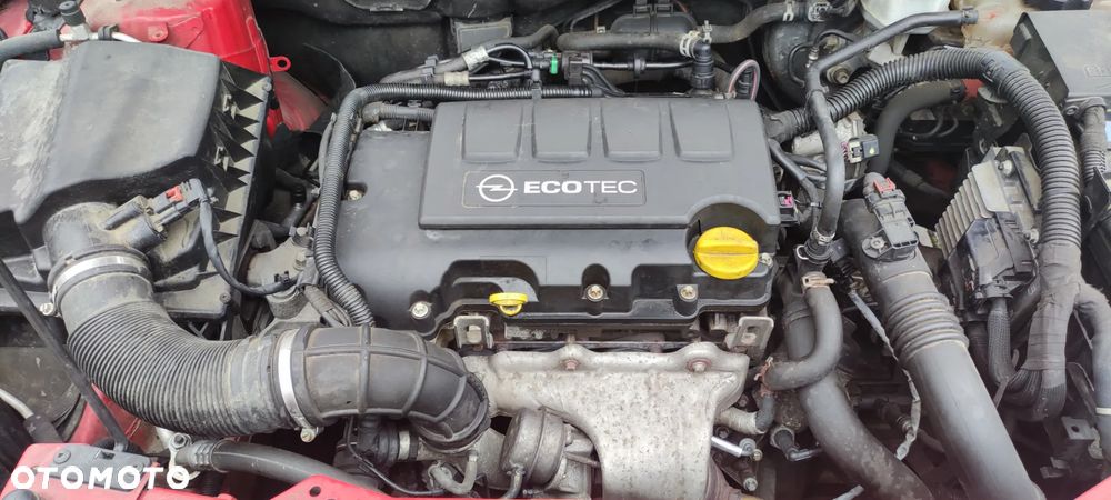 Opel Astra 1.4 T Enjoy - 10
