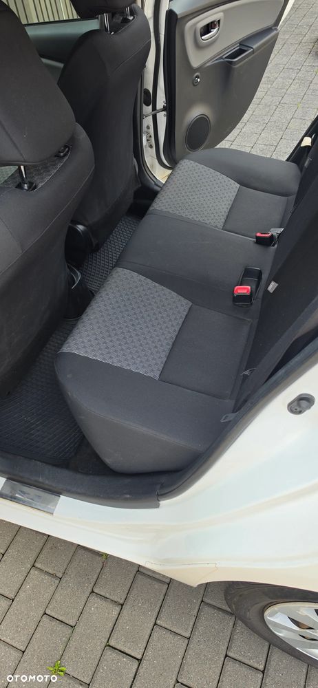Toyota Yaris 1.33 Active EU6 - 9