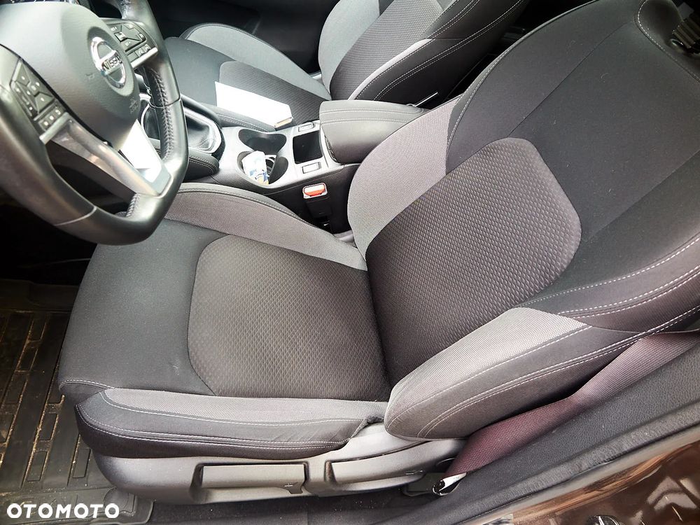 Nissan Qashqai 1.2 DIG-T N-Connecta - 4
