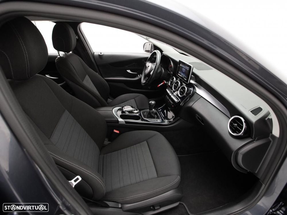 Mercedes-Benz C 180 - 9