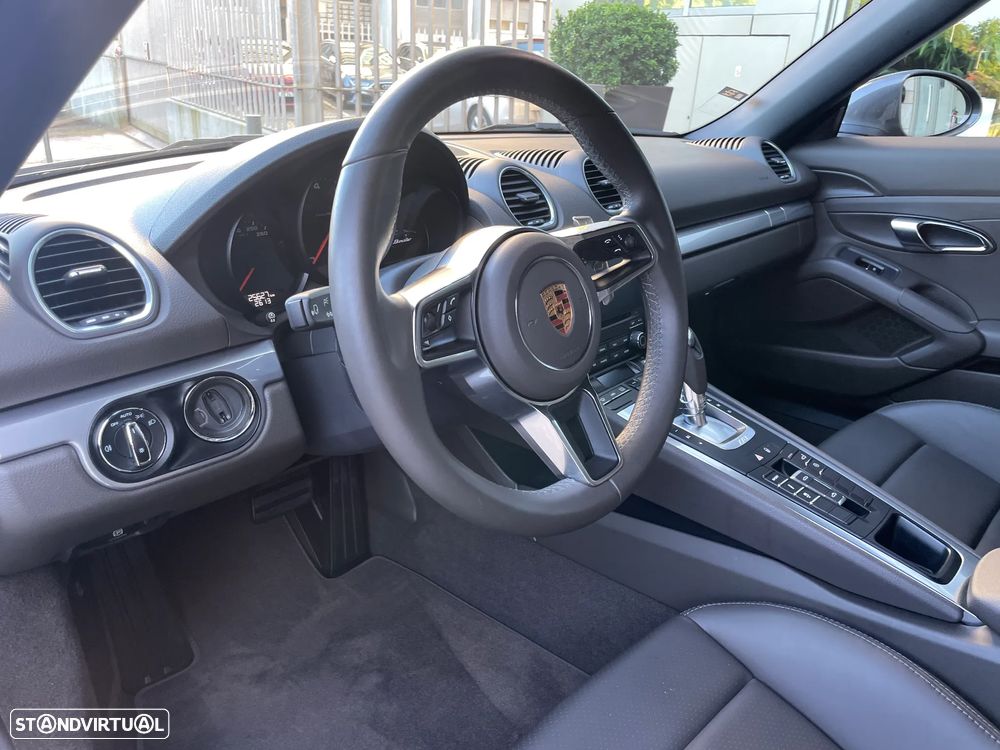 Porsche 718 Boxster 2.0 T PDK - 19