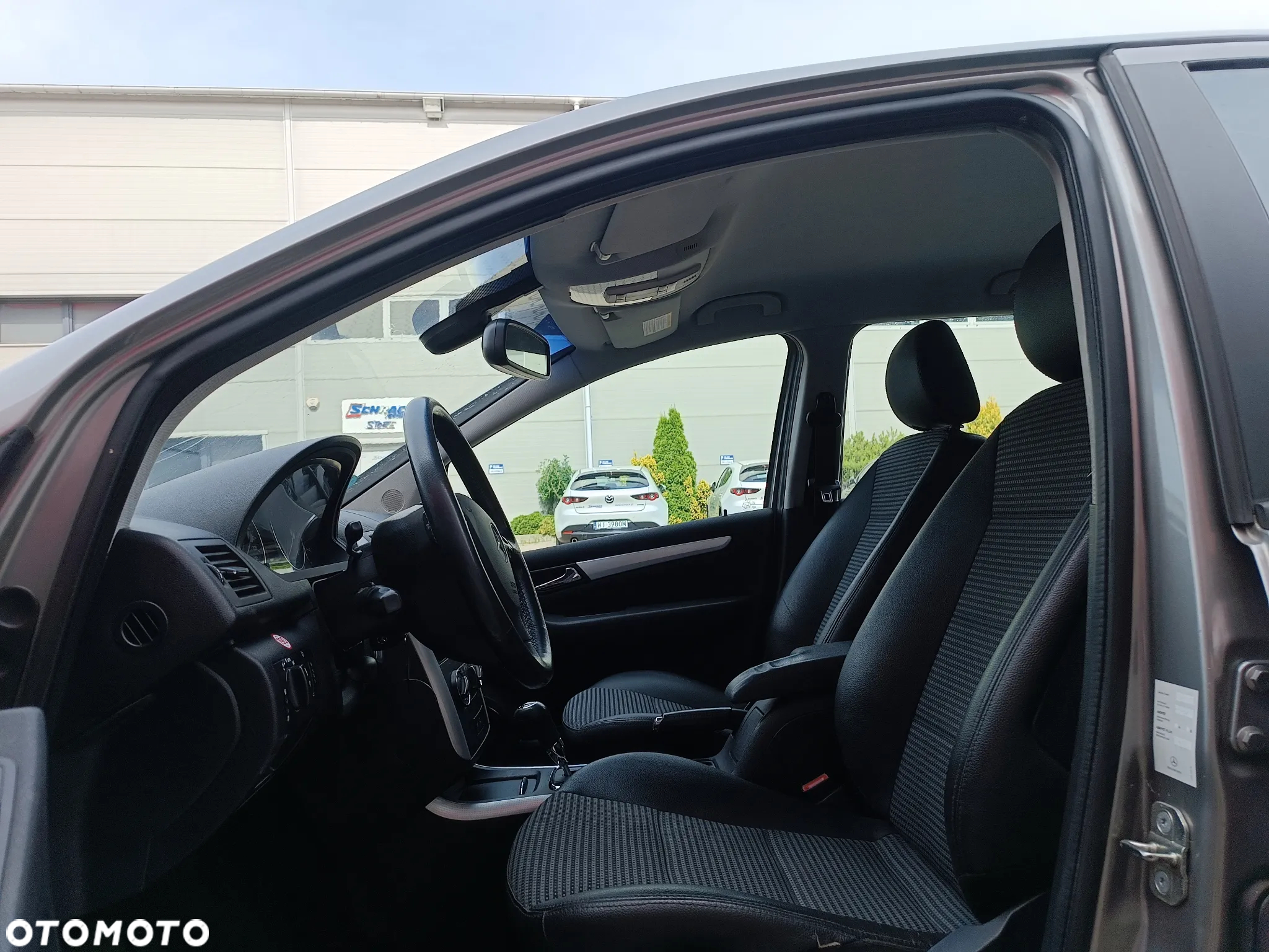Mercedes-Benz Klasa A 180 CDI Autotronic Avantgarde - 11