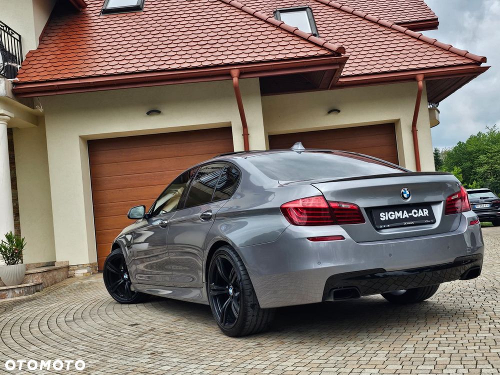 BMW Seria 5 M550d xDrive Sport-Aut - 17