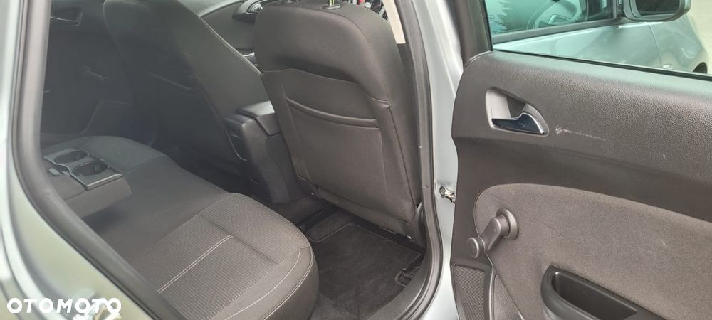 Opel Astra - 21