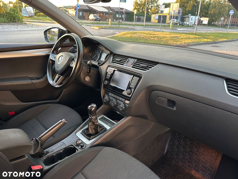 Skoda Octavia 1.4 TSI Active - 19