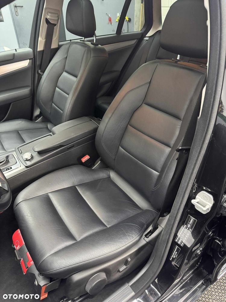 Mercedes-Benz Klasa C 300 CDI DPF 4Matic (BlueEFFICIENCY) 7G-TRONIC Avantgarde - 11