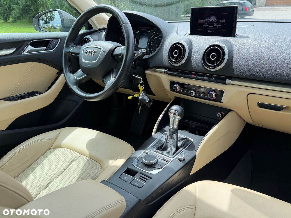 Audi A3 Sportback 1.2 TFSI Ambiente S tronic - 3