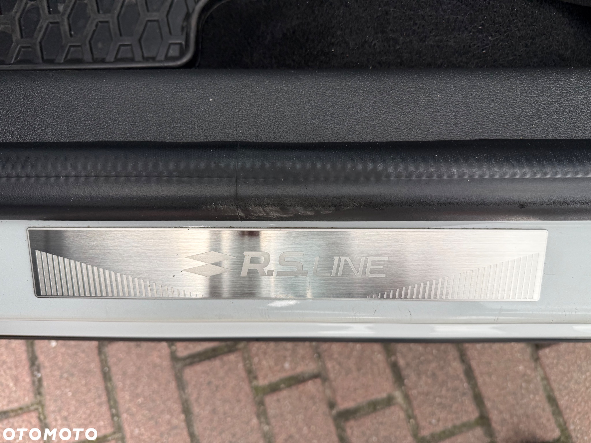 Renault Arkana E-TECH 145 R.S.LINE - 18
