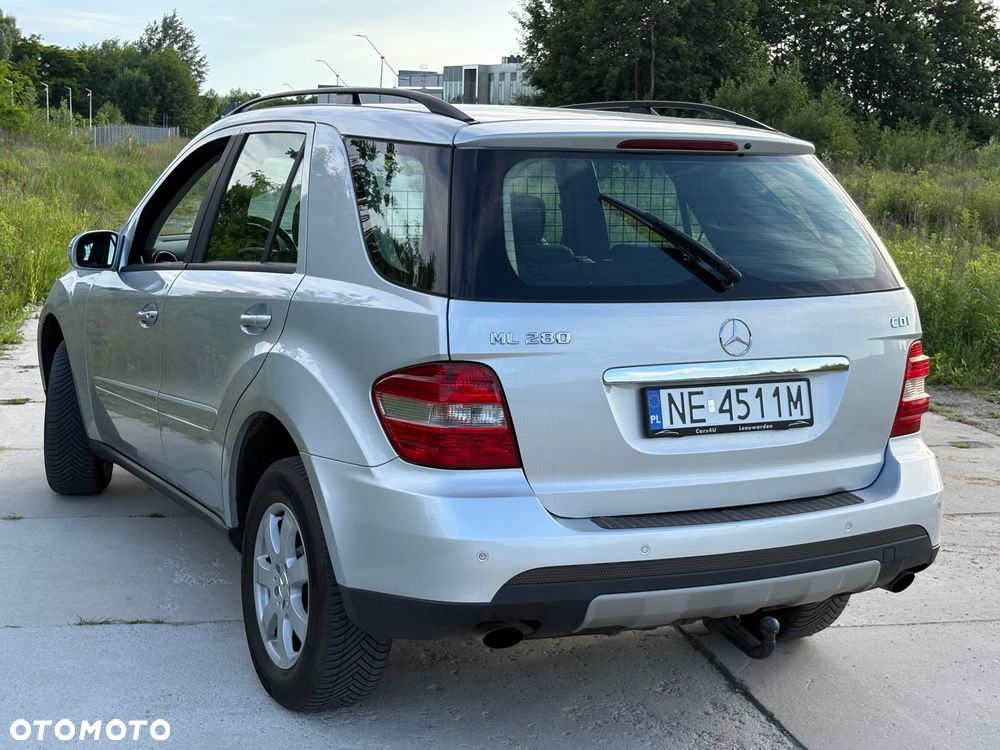 Mercedes-Benz ML - 19