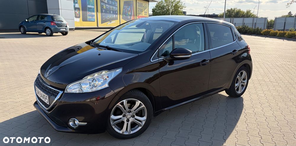 Peugeot 208 1.4 VTi Allure - 11