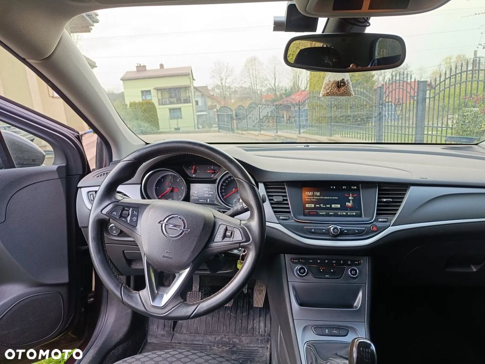 Opel Astra 1.6 CDTI Enjoy - 9