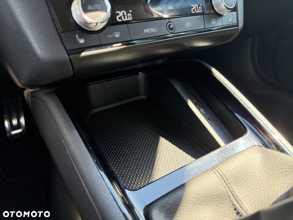 Skoda Kamiq 1.0 TSI Style DSG - 23