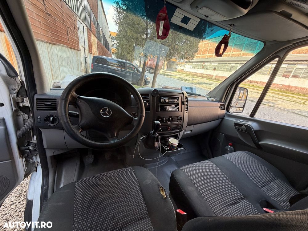 Mercedes-Benz Sprinter - 7