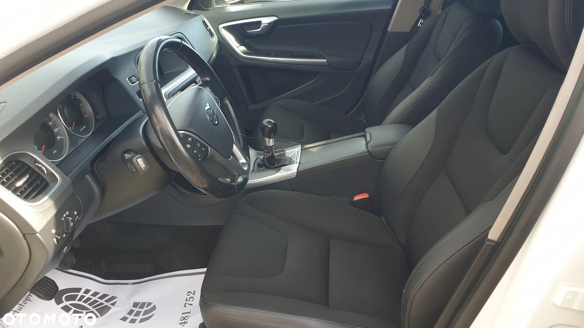 Volvo V60 - 15