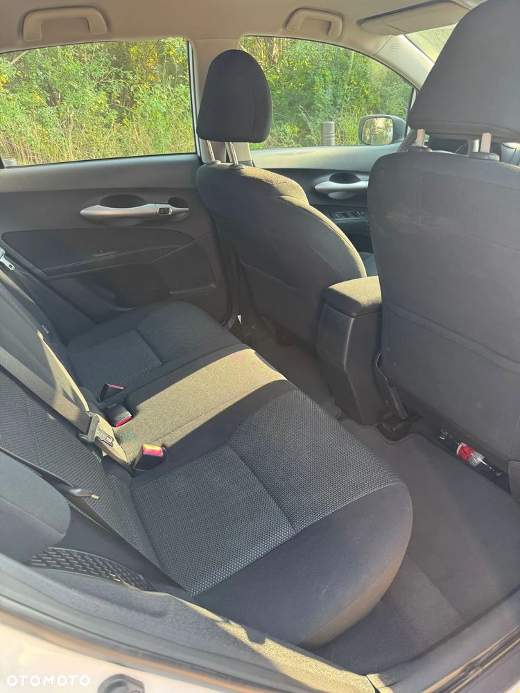Toyota Auris 1.8 HSD Luna - 13
