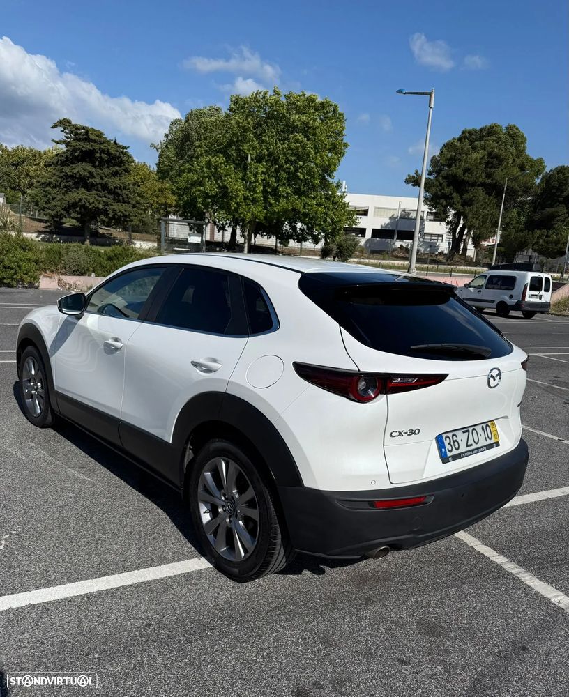 Mazda CX-30 2.0 Sky-G Evolve AT - 3