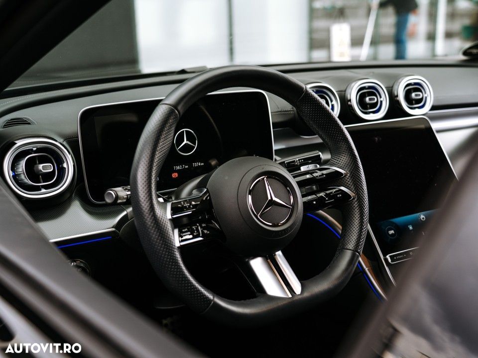 Mercedes-Benz C - 19