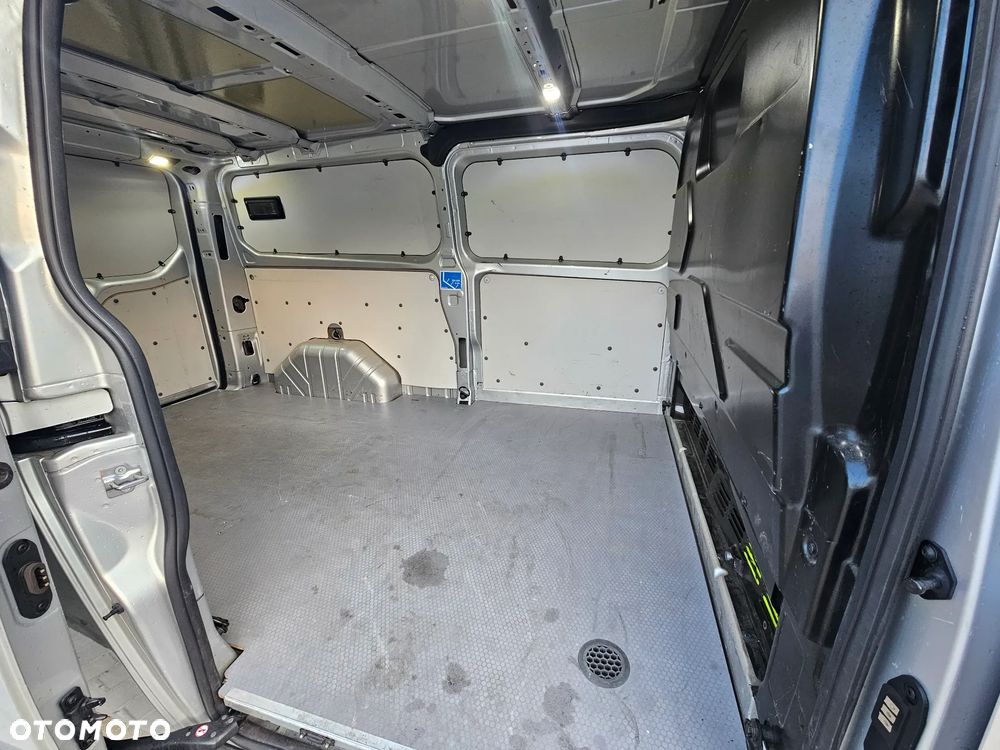 Ford TRANSIT CUSTOM - 14