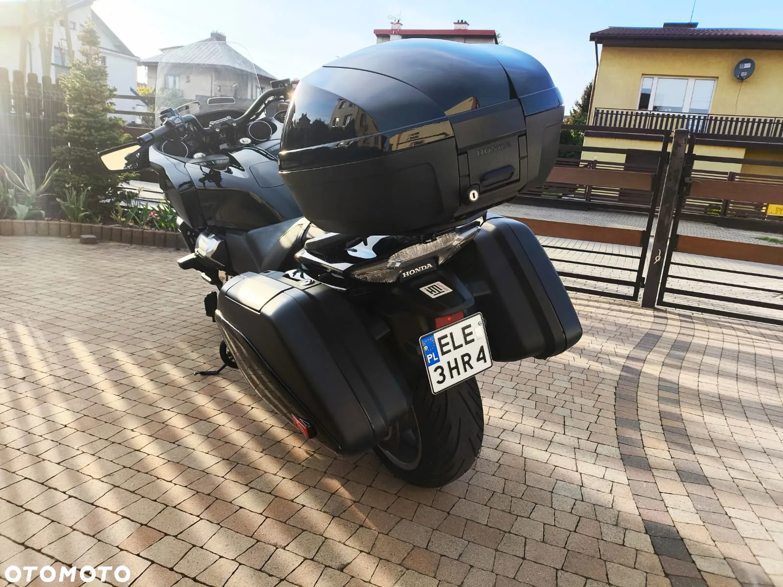 Honda CTX - 33