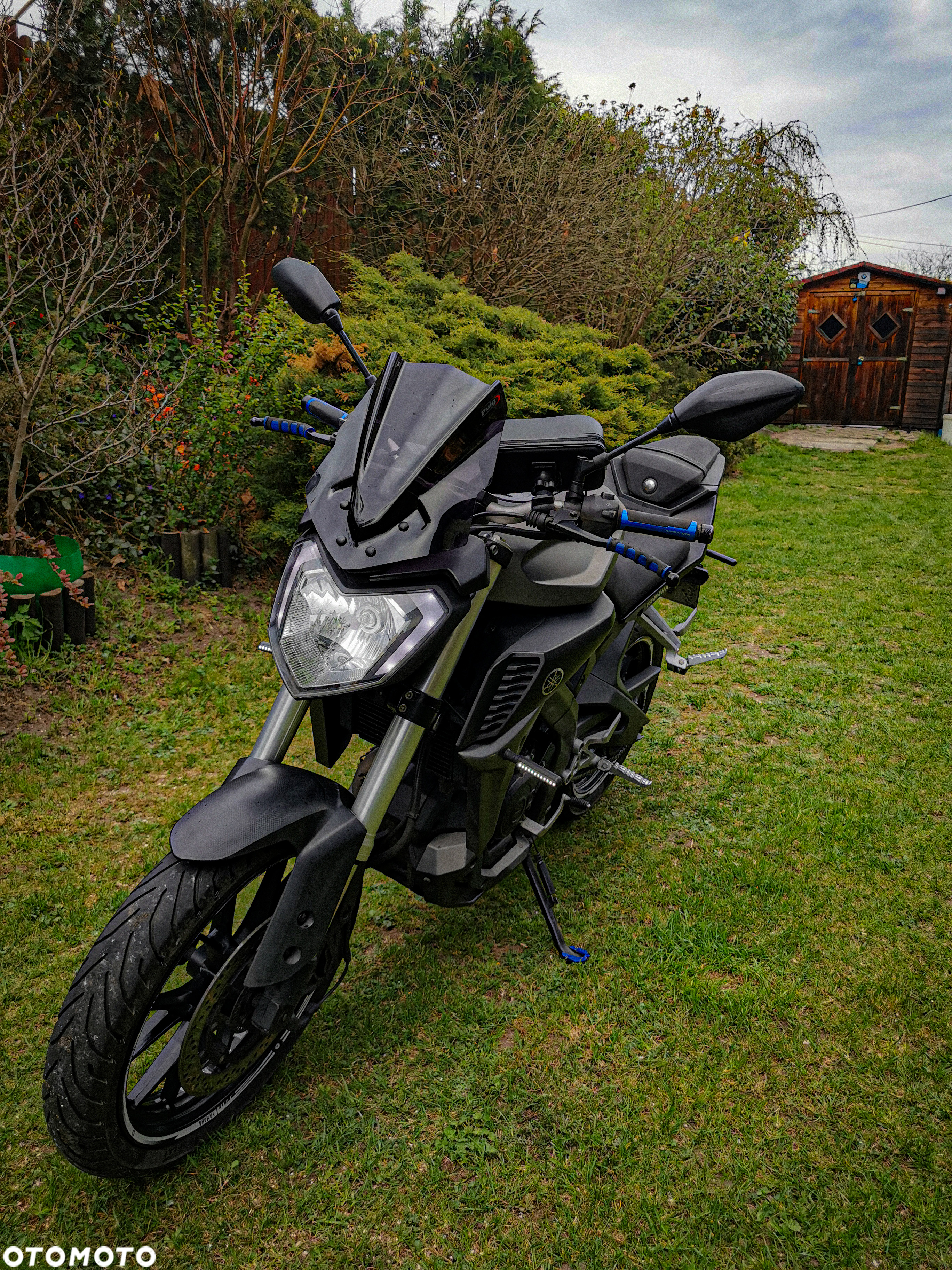 Yamaha MT - 8