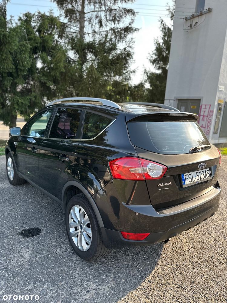 Ford Kuga 2.0 TDCi Titanium - 2