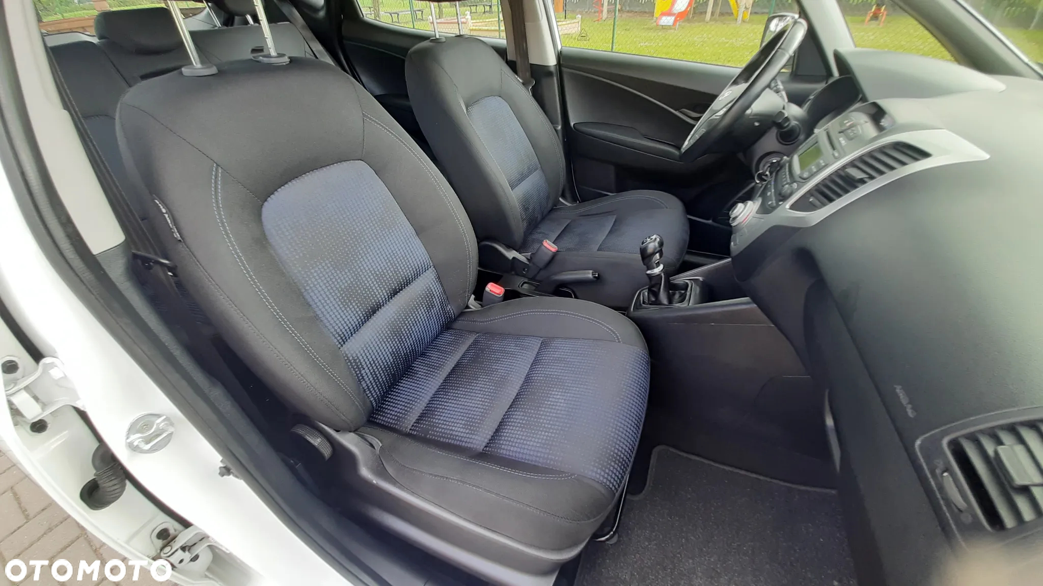 Hyundai ix20 1.4 Comfort - 29