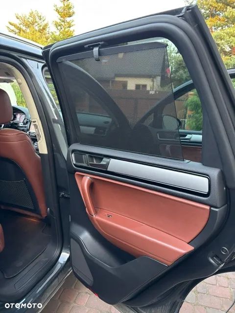 Volkswagen Touareg 3.0 V6 TDI BMT - 21