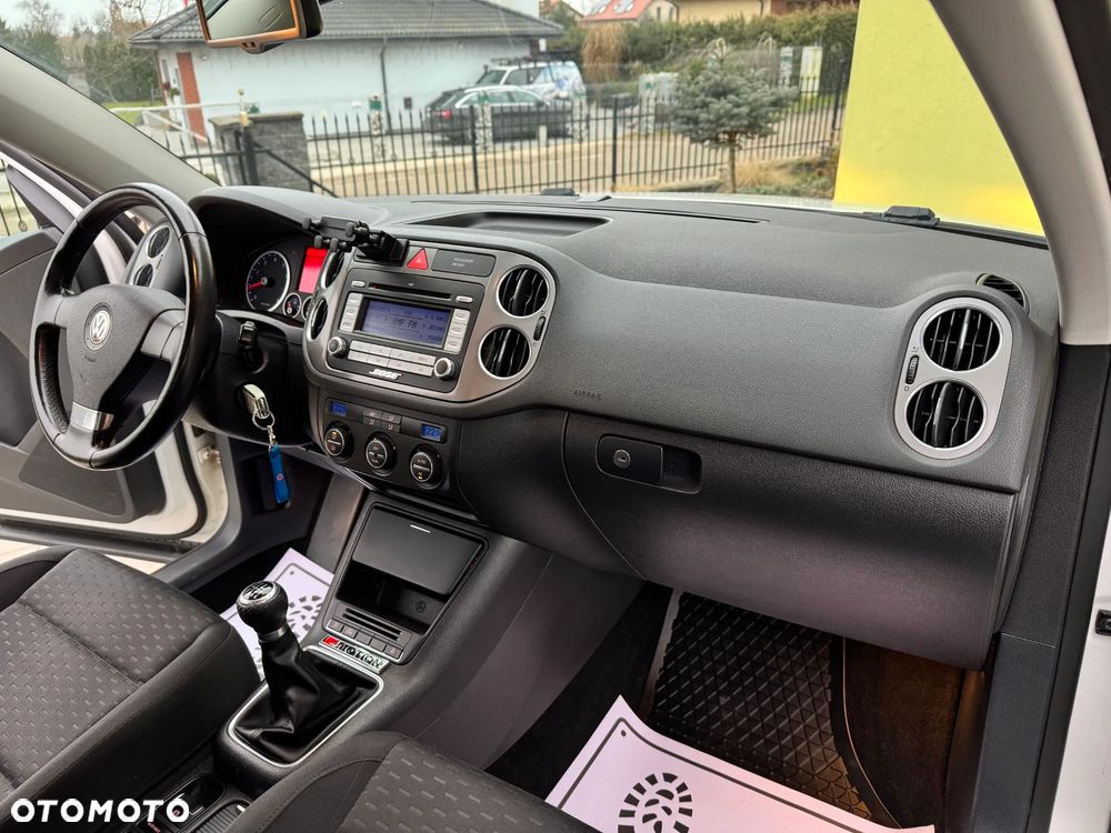 Volkswagen Tiguan 1.4 TSI 4Motion Trend & Fun - 22