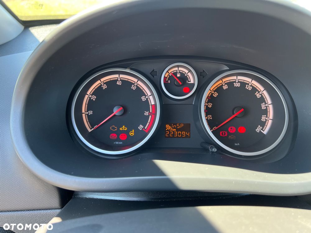 Opel Corsa 1.2 16V Limited Edition - 16