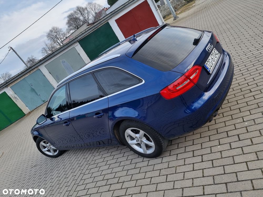 Audi A4 Avant - 6