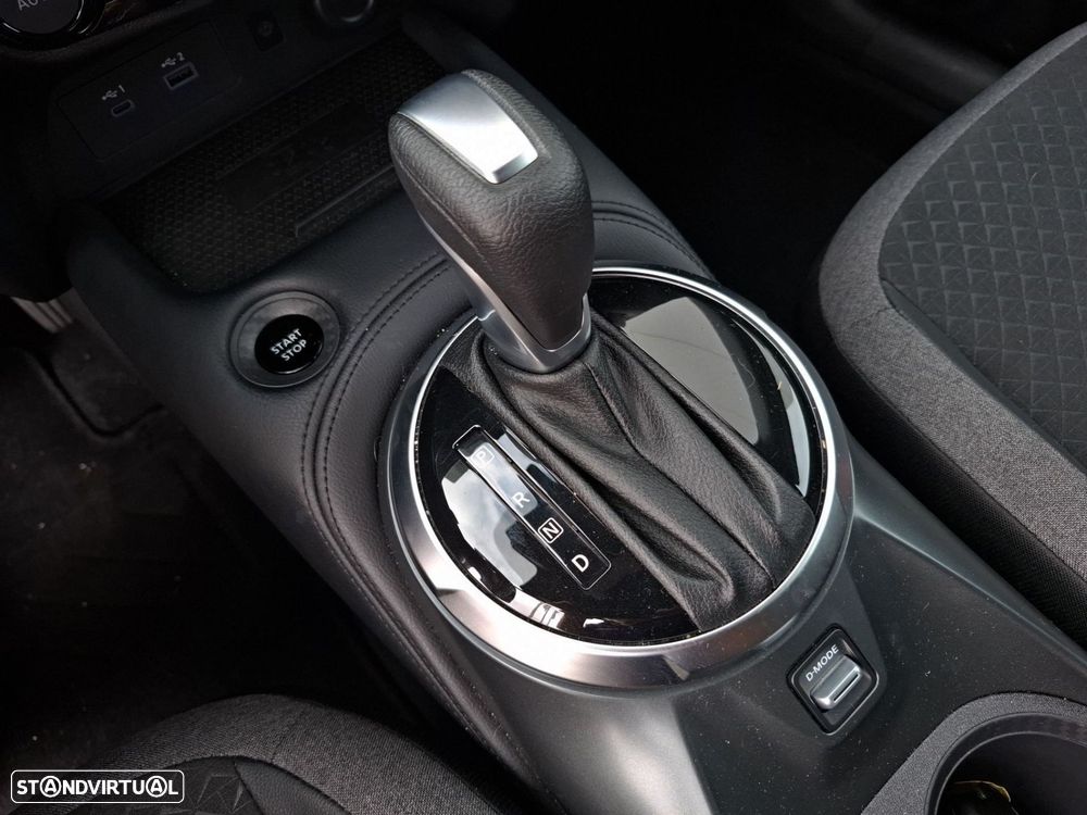 Nissan Juke 1.6 Hybrid N-Connecta Two Tone - 18