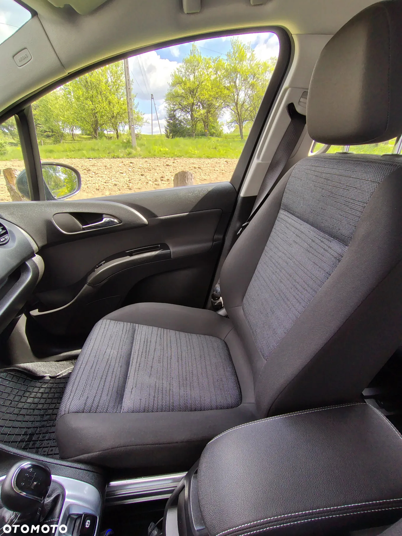 Opel Meriva - 21