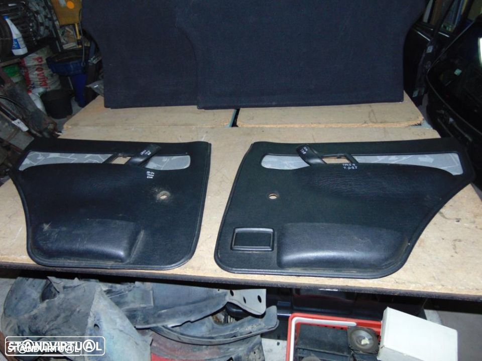 Seat Ibiza modelo de 1993 a 1998 quartelas das portas - 1