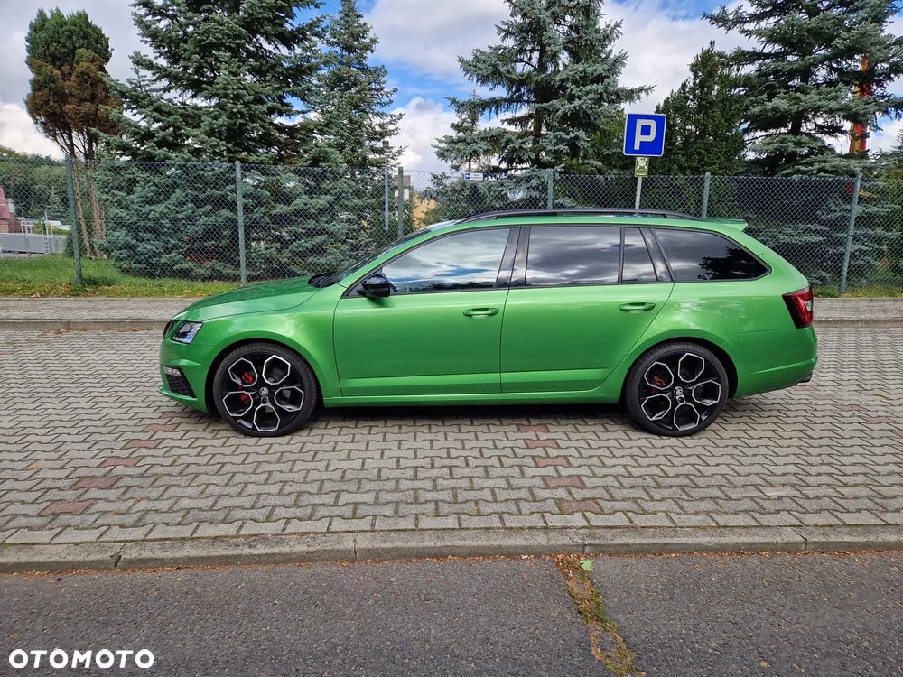 Skoda Octavia Combi 2.0 TDI 4x4 DSG RS60 - 9
