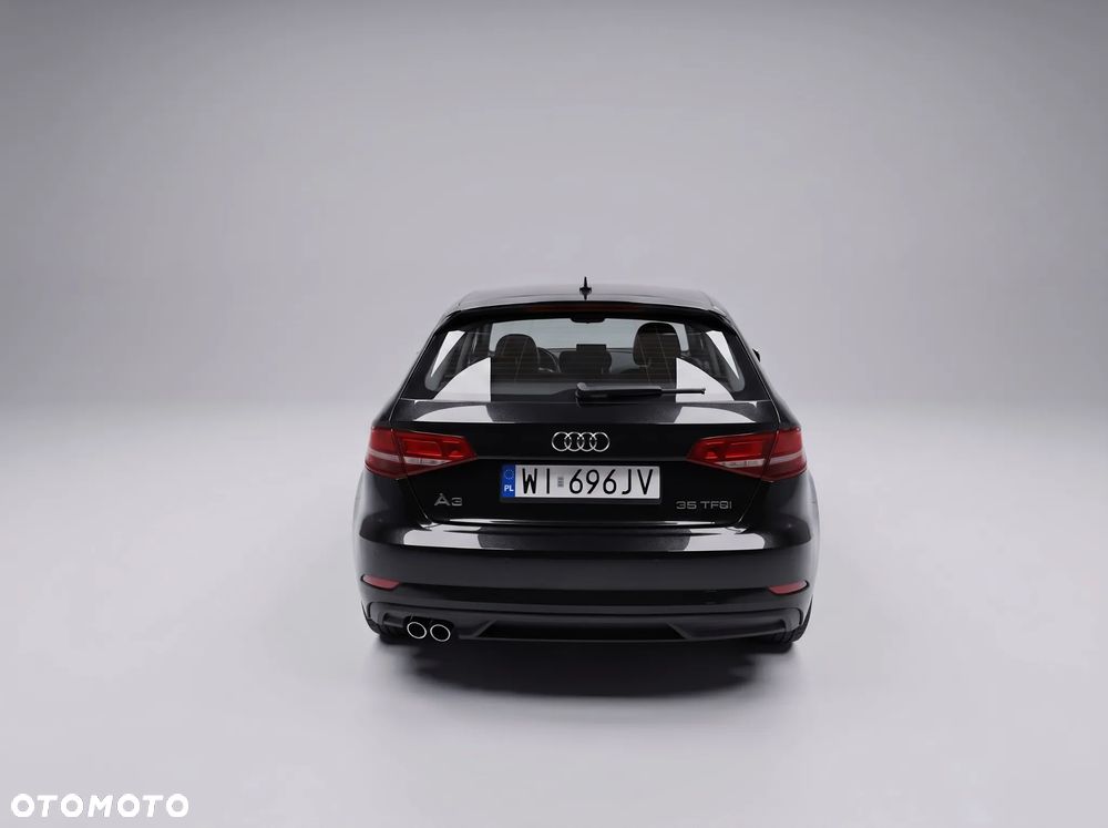 Audi A3 Sportback 35 TFSI S tronic - 4