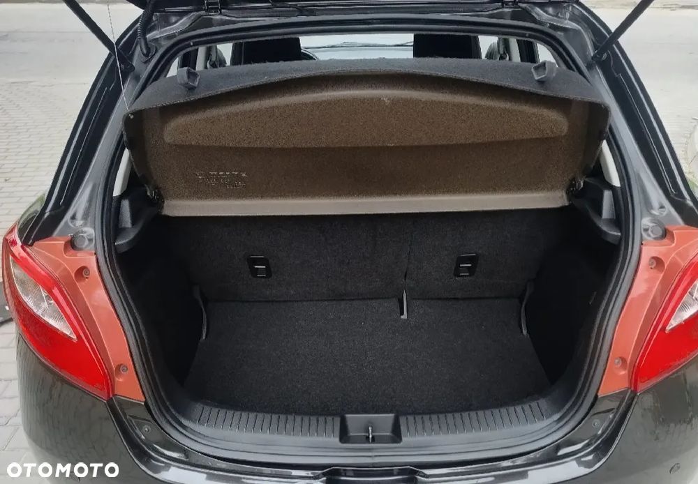Mazda 2 1.3 Independence - 32