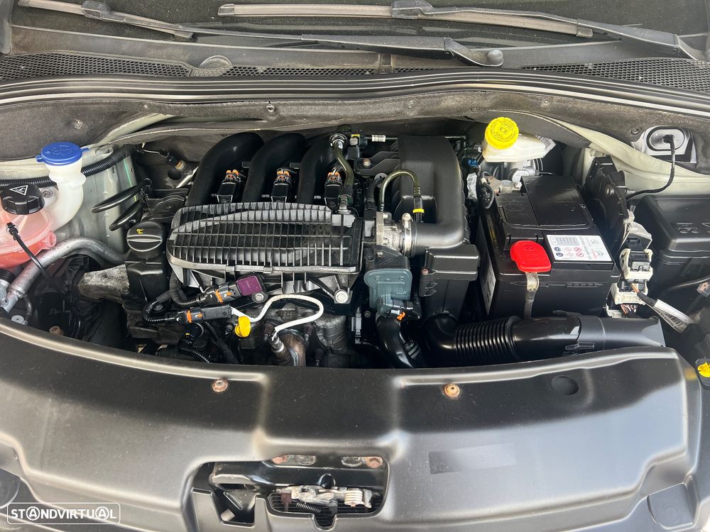 Peugeot 208 1.2 PureTech Style - 8