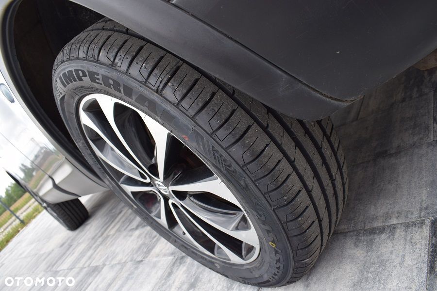 Nissan Qashqai 1.6 dCi 4 x 4 DPF Start/Stop tekna - 21