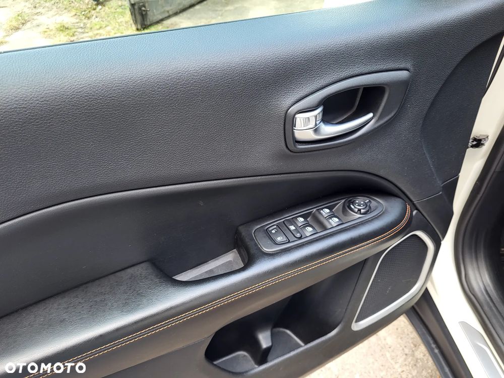 Jeep Compass 1.4 TMair Limited 4WD S&S - 7