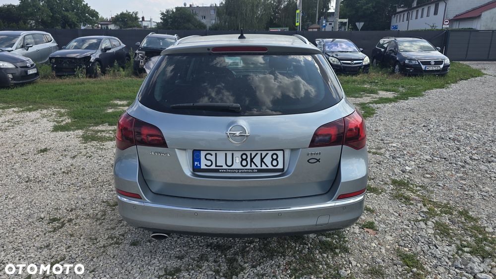 Opel Astra 2.0 CDTI Cosmo S&S - 10