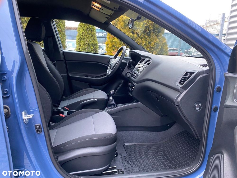 Hyundai i20 1.2 Fresh - 20