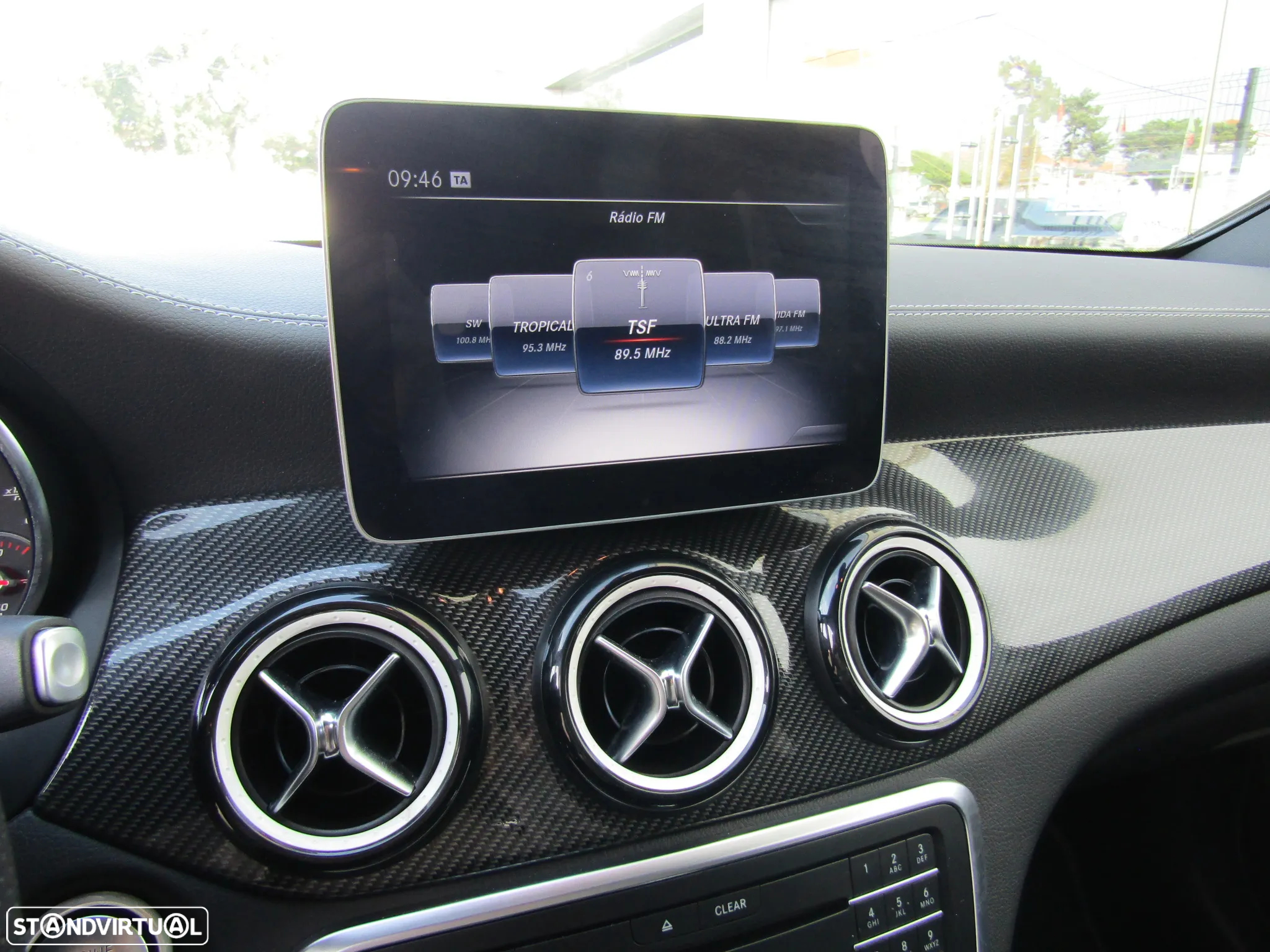 Mercedes-Benz CLA 200 d Shooting Brake AMG Line Aut. - 16