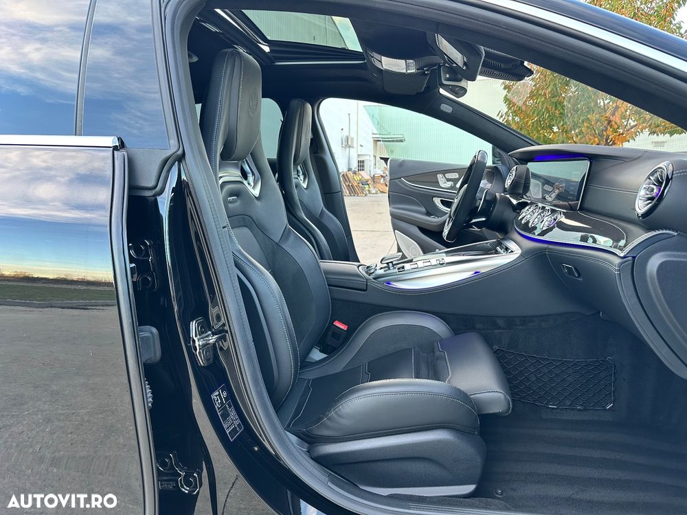 Mercedes-Benz AMG GT-S 63 4MATIC+ - 25