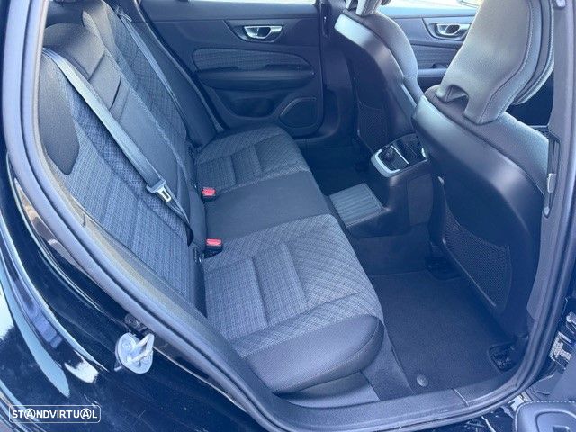 Volvo V60 2.0 T6 AWD TE Core - 20
