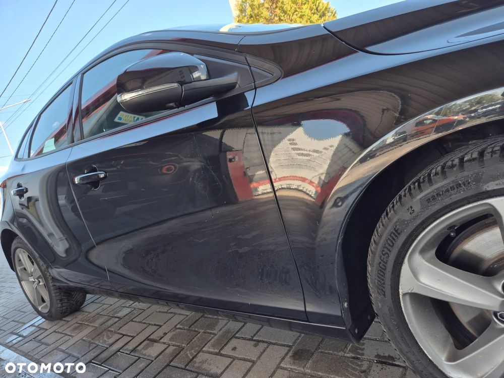Volvo V40 T3 Geartronic Momentum - 20