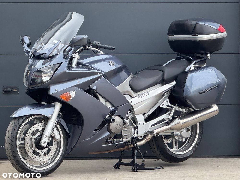 Yamaha FJR - 18
