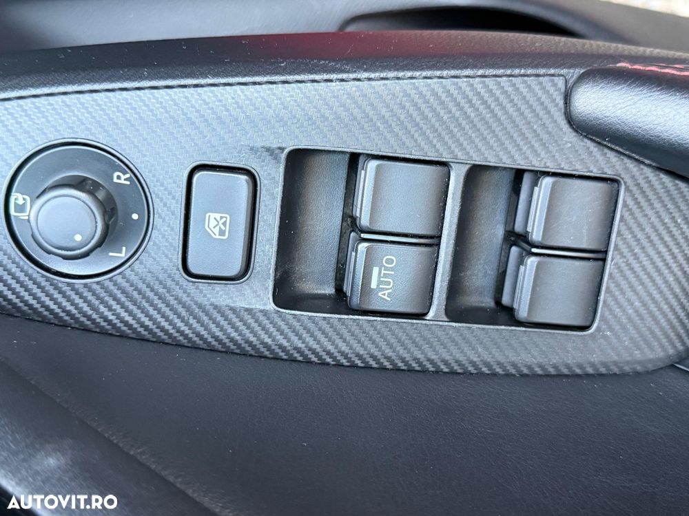 Mazda 3 SKYACTIV-G 120 Exclusive-Line - 31